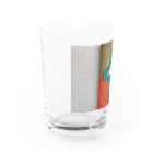 little pandaの「自分の事をシマウマと勘違いしているアルパカの肖像画」 Water Glass :left