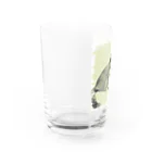 コハクのカーテンレールから見下ろすコハク Water Glass :left