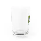 フリーダムのどこかを見つめている小鳥 Water Glass :left