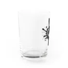 Our.s SUZURI店のOur.s とびちるビックインク風ロゴ Water Glass :left