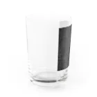 Isaiah_AI_Designの黒板の数字 Water Glass :left