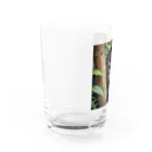 ganeshaのかくれんぼをするかわいいゴリラ Water Glass :left