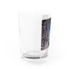 古春一生(Koharu Issey)の桜降る川空へ。 Water Glass :left