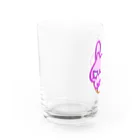 暗黒電波美術家ボブ山　SUZURI店の怪我するうさぎさん Water Glass :left