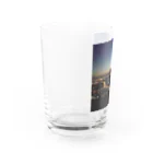 しとんOfficial Fan Shopの夜景と光と影と車 Water Glass :left