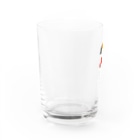 SUIMINグッズのお店のまぐろの握り寿司を自慢げに運ぶねこ Water Glass :left