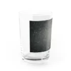 YUZAUWEMONの深夜『アスファルト』 Water Glass :left