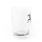 虚宵月　花火駅前店のモノクロ　ハラビロカマキリ Water Glass :left