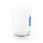 むーむー小屋のちびちゃんです！　セリフ付き青背景 Water Glass :left