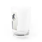 マキタニさんのBe The First Penguin（ファーストペンギン） Water Glass :right