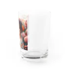 Olivi　Styleの花の中で呼び止められる女性 Water Glass :right