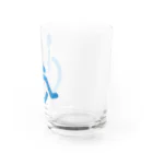 お絵かき屋さんの車椅子マーク（青） Water Glass :right