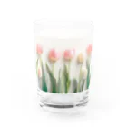 Leomatsuraのピンクと白のチューリップ Water Glass :right