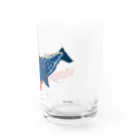 Kinkadesign うみのいきものカワイイShopのマッコウクジラVSダイオウイカ Water Glass :right