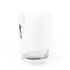 café Mo.freeの鍵盤を歩くネコ Water Glass :right