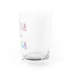 うさぎさん屋さんの並んだピンクうさぎさんとカラフルうさぎさん Water Glass :right