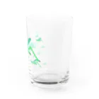 illust_designs_labのサバクトビバッタ 孤独相 群体・蝗害  Water Glass :right