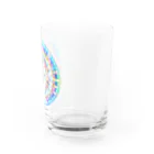 太陽の光降りそそぐ庭の星の花かんむり Water Glass :right