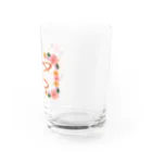 ロゴTシャツのひよこ堂のフラワー イニシャル C  ”ち”で始まる名前 Water Glass :right