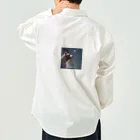 ビビッドストアの星を眺めるかわいい熊 Work Shirt