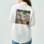 AQUAMETAVERSEの華やかな花が入った花かご　なでしこ1478 ワークシャツ