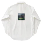 dream_canvasの空にそびえる高層ビルとスポーツスタジアムの壮大な景色。 Work Shirt