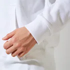 MrKShirtsのKaeru (カエル) 白デザイン ジップパーカーの袖