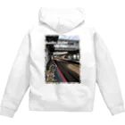 planetNITの電車待ち読書猫 Zip Hoodie