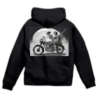 Skull sectionのバイクとガイコツ（黒メイン） Zip Hoodie