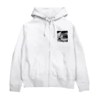 MOONのImagine moonシリーズ Zip Hoodie