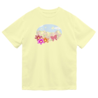 Butterfly wings flapping Dry T-Shirt