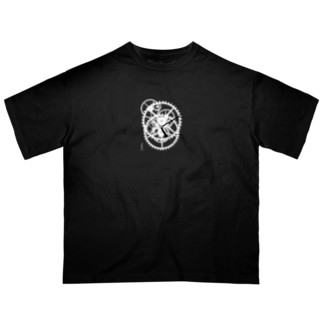 時計W縦「足跡を残して」より　©satch Oversized T-Shirt
