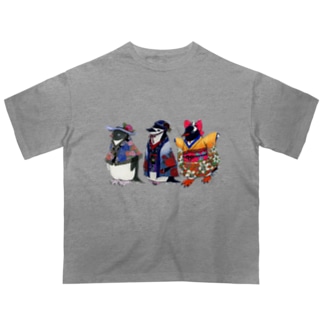 立てば芍薬、座れば牡丹、歩く姿は百合の花-Pygoscelis Kimono Penguins- Oversized T-Shirt