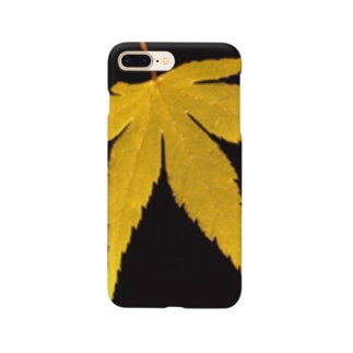 iPhone XR Smartphone Case Leaf in the Dark Design Smartphone Case