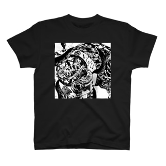 Invader Octopus  Regular Fit T-Shirt