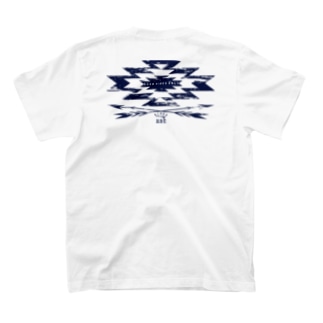 〔Back Print〕 Ortega Arrow Regular Fit T-Shirt
