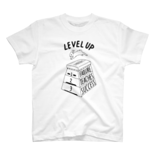 LEVEL UP FTS くろいロゴ Regular Fit T-Shirt