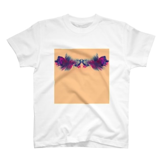 色彩の羽根 002 T-Shirt