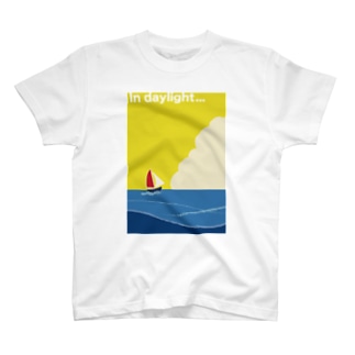 昼の海 Regular Fit T-Shirt