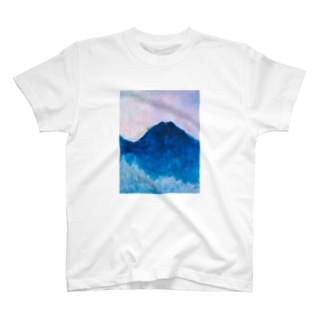 青い山 Regular Fit T-Shirt