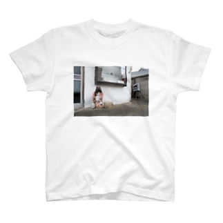 タヌキ Regular Fit T-Shirt