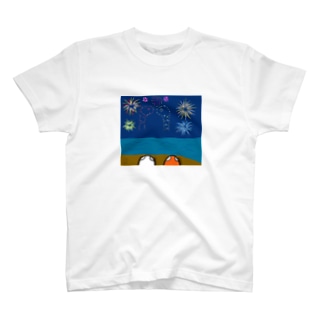 花火を見るチンアナゴ Regular Fit T-Shirt