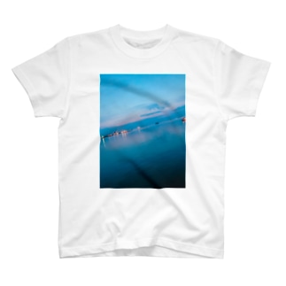 夕方の海 T-Shirt