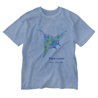 Flying manta Travel in Okinawa 2019 Washed T-Shirt