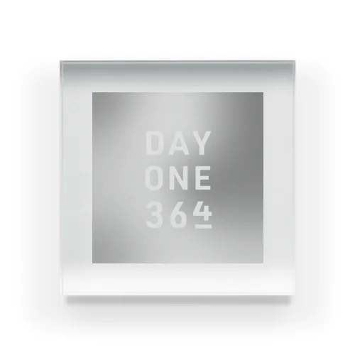 DAY ONE 365 アクリルブロック