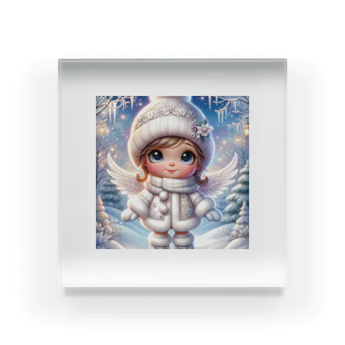 冬の微笑み：雪景色を照らす天使の子 アクリルブロック
