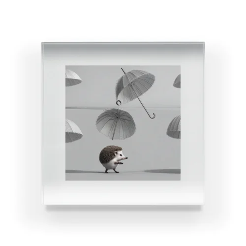 小さな傘をさして歩いているハリネズミ Acrylic Block