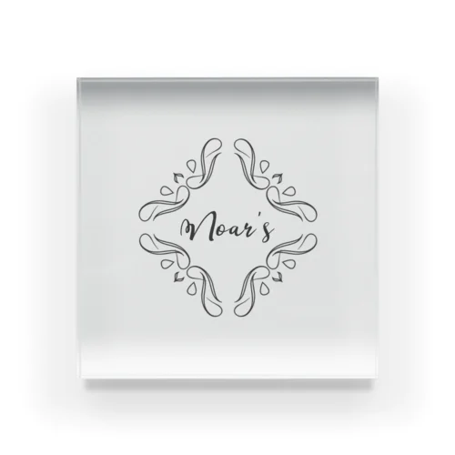 Noar’s  Acrylic Block