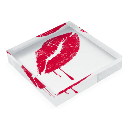 a Kiss Acrylic Block