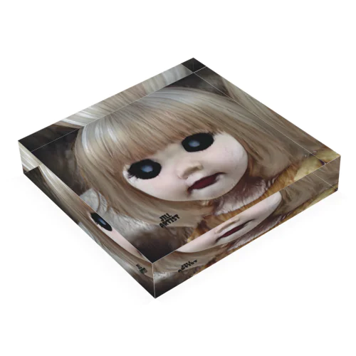 怖い幼女の西洋人形 Acrylic Block